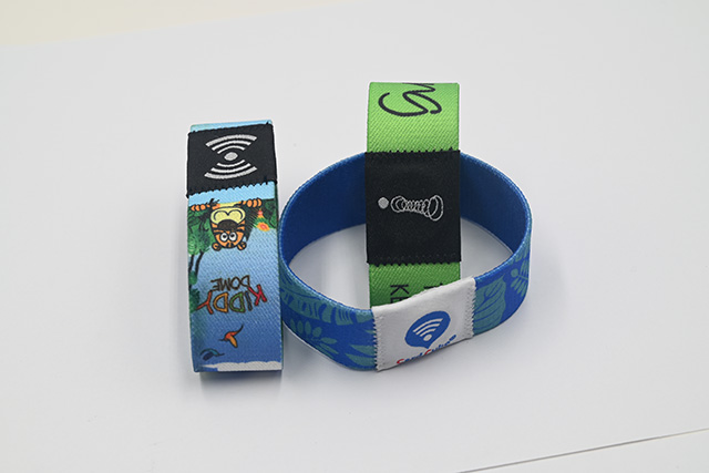 條碼卡和磁條卡的區(qū)別以及它們的優(yōu)缺點(diǎn)