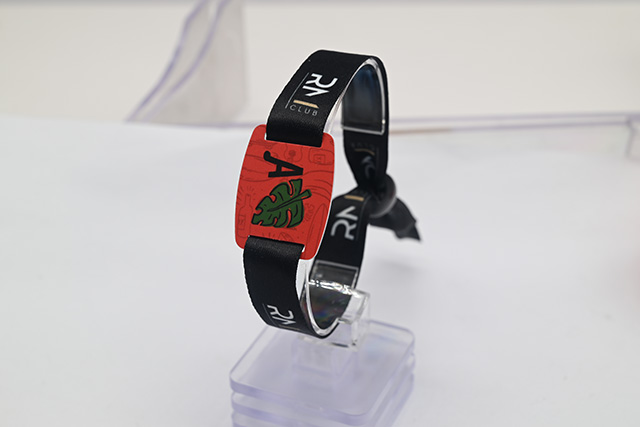 防復(fù)制梯控控制器采用IC卡非接觸卡技術(shù) 防復(fù)制梯控控制器采用IC卡非接觸卡技術(shù)