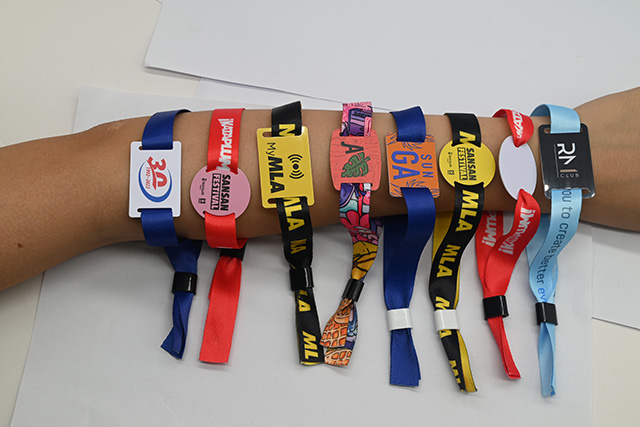 滴膠卡NFC標簽的應(yīng)用和發(fā)展遍布世界各地 滴膠卡NFC標簽的應(yīng)用和發(fā)展遍布世界各地